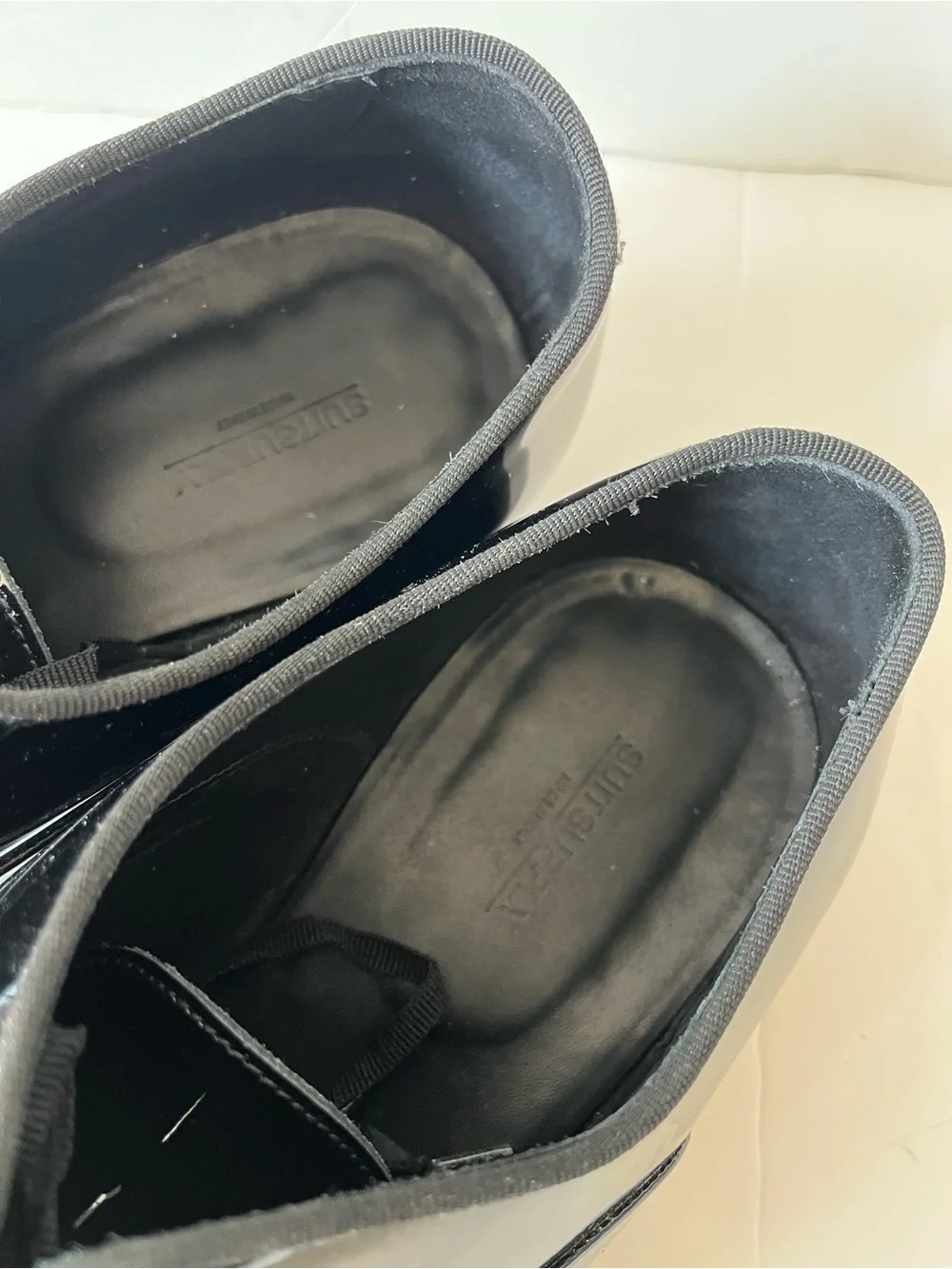 Suitsupply classic black